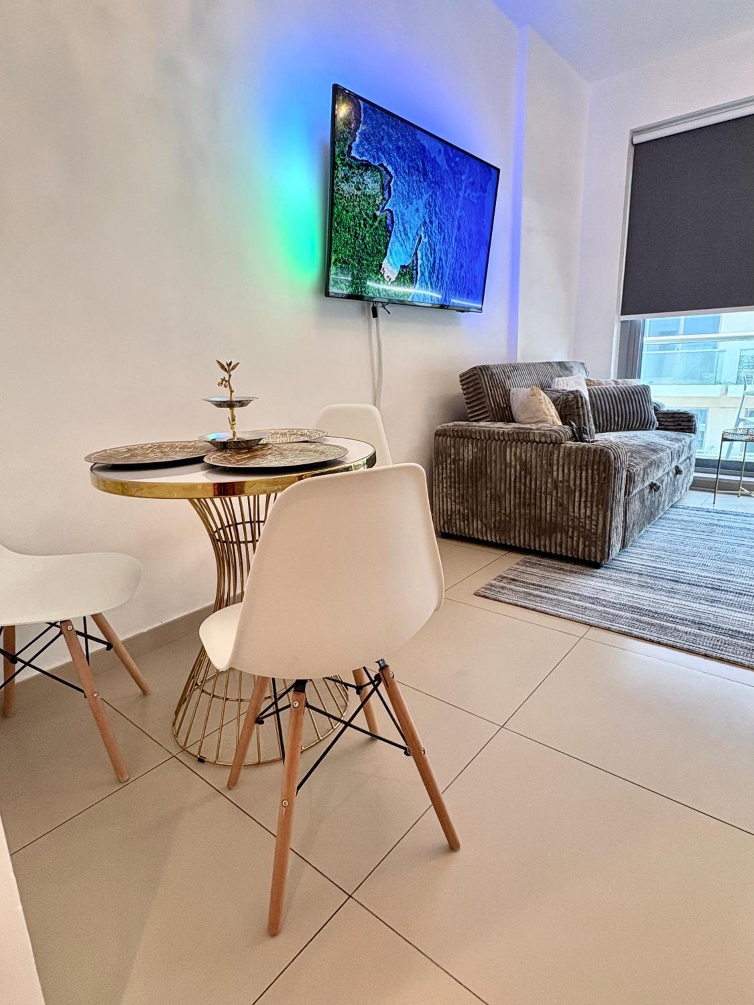 Luxurious Pacific Al Marjan Island - Beachfront Appartement *